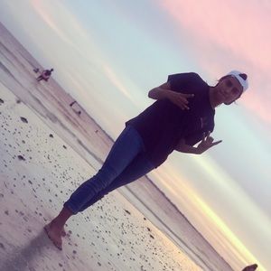 Meet your Posher, Adrianna